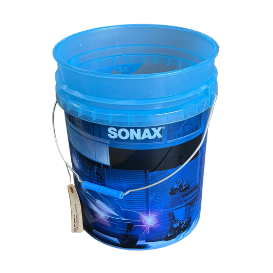 SONAX BUCKET + GRIT GUARD